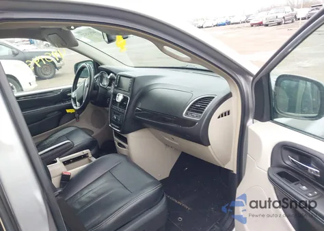 2015 Chrysler Town & Country Touring-L из США, поврежденный, VIN 2C4RC1CG7FR755092